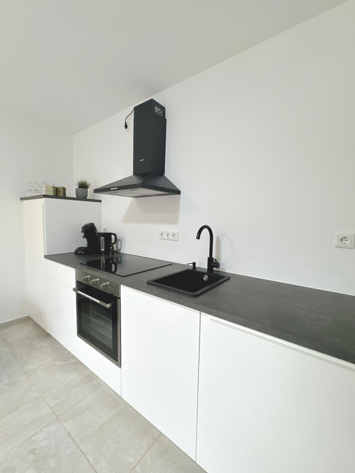 Zweizimmerwohnung In Wenigen Minuten In Frankfurt Eschborn Exterior foto