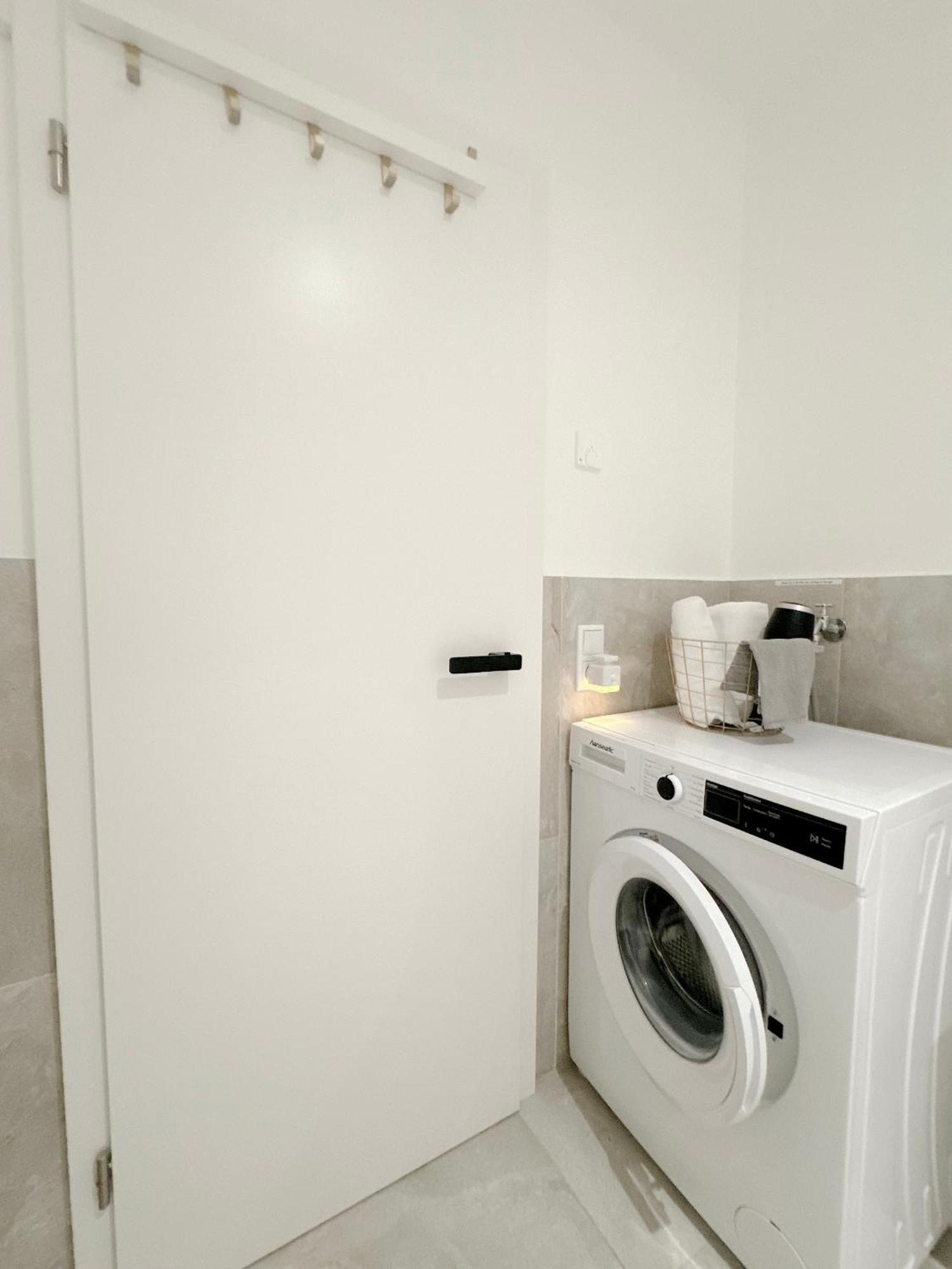 Zweizimmerwohnung In Wenigen Minuten In Frankfurt Eschborn Exterior foto